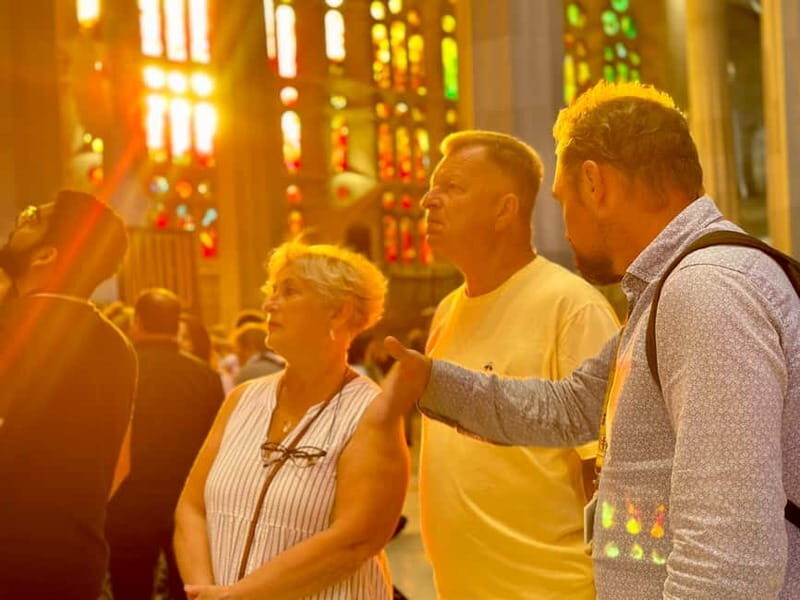 Barcelona: Sagrada Familia & Park Guell Tour with Transfer - What to Expect from the Tour