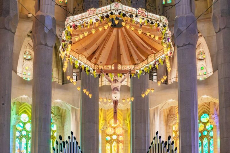 barcelona-sagrada-familia-skip-the-line-entry-ticket-tour