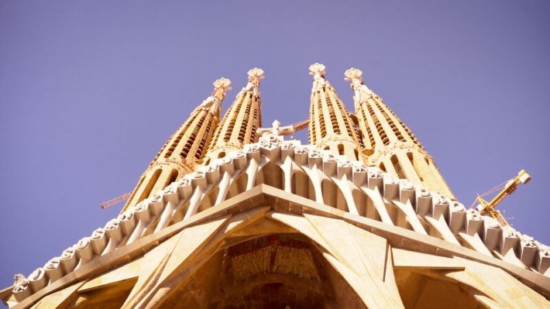 barcelona-sagrada-familia-skip-the-line-guided-tour-2