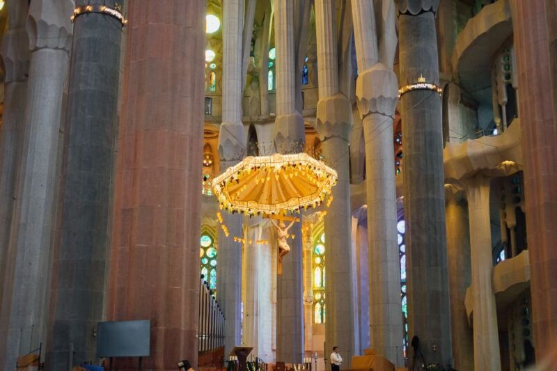barcelona-sagrada-familia-skip-the-line-guided-tour-3
