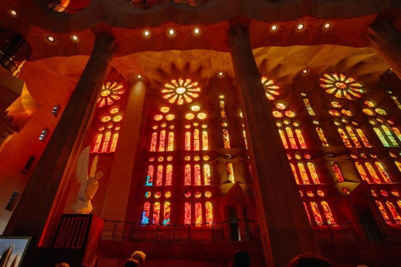 barcelona-sagrada-familia-skip-the-line-guided-tour