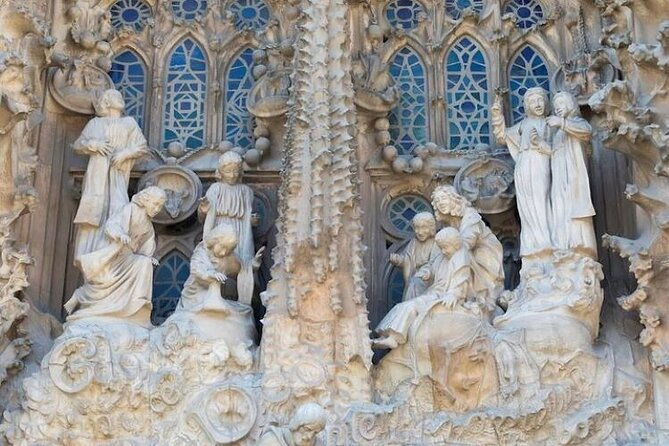 barcelona-sagrada-familia-skip-the-line-insider-guided-tour