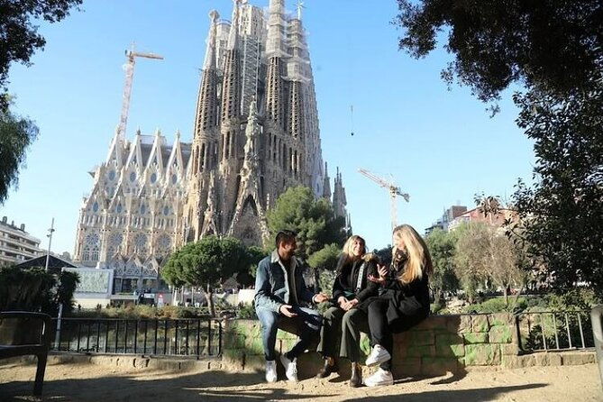 barcelona-sagrada-familia-skip-the-line-insider-guided-tour