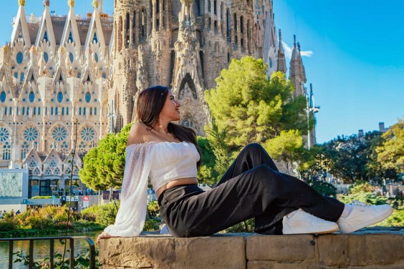 barcelona-sagrada-familia-skip-the-line-tour-photoshoot