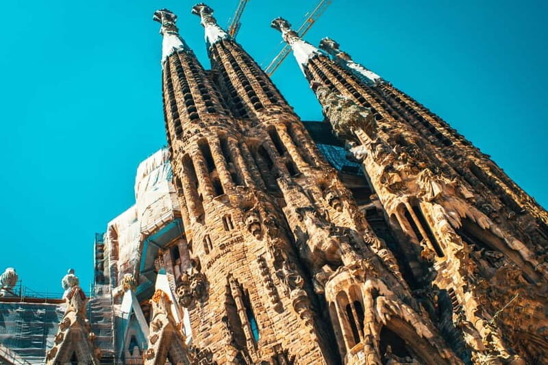 Barcelona: Sagrada Familia Skip The Line Tour with Tickets - In-Depth Look at the Tour Experience