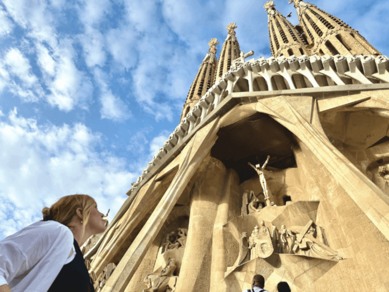 barcelona-sagrada-familia-tour-with-skip-the-line-access