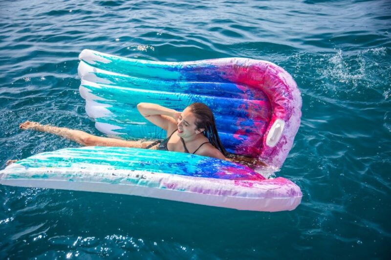 barcelona-sailboat-tour-with-swimming-snacks-and-drinks