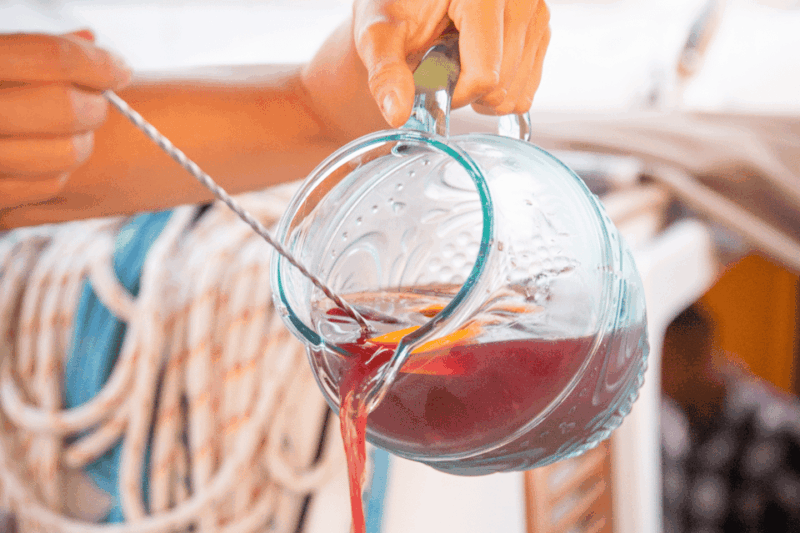 barcelona-sailing-adventure-with-sangria-workshop-2