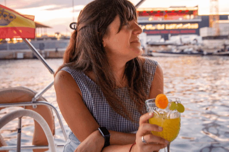barcelona-sailing-adventure-with-sangria-workshop-2