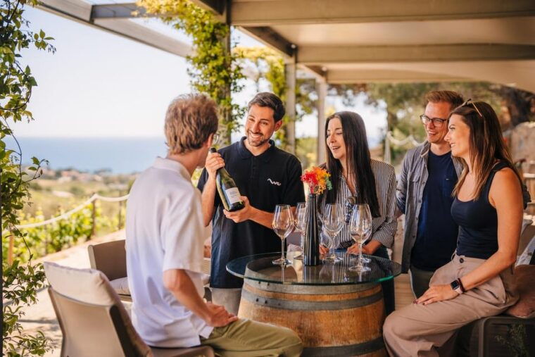 barcelona-sailing-cruise-vineyard-tour-with-wine-tasting