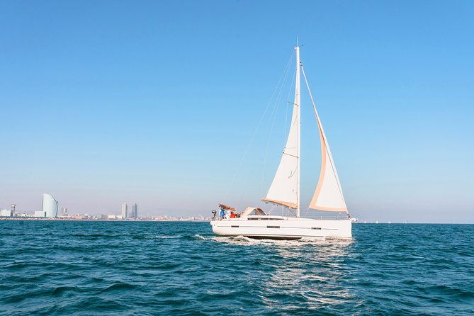 barcelona-sailing-cruise-with-light-snacks-and-open-bar