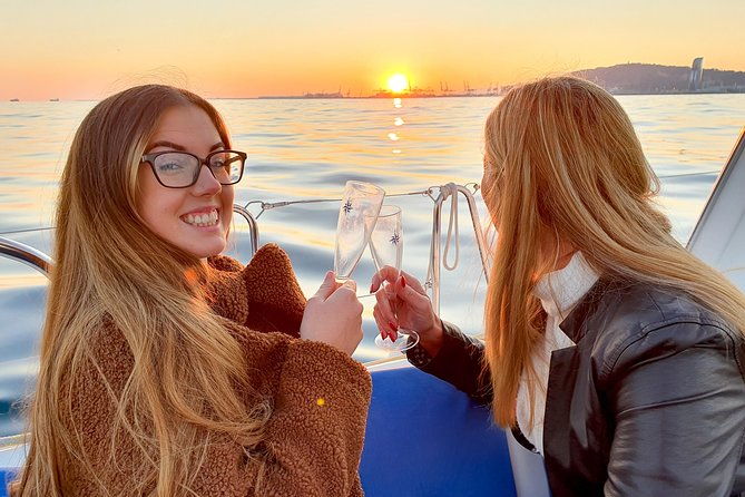 barcelona-sailing-sunset-experience-from-port-olimpic