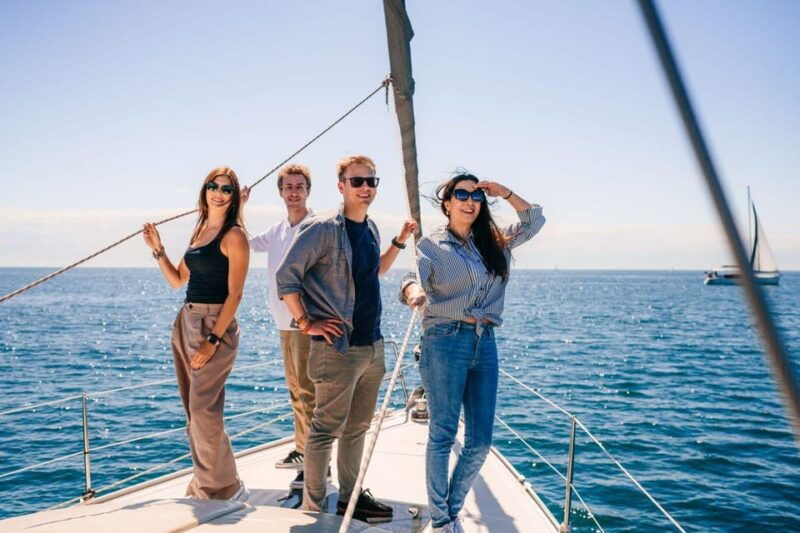 barcelona-sailing-tour-with-drinks-and-aperitve