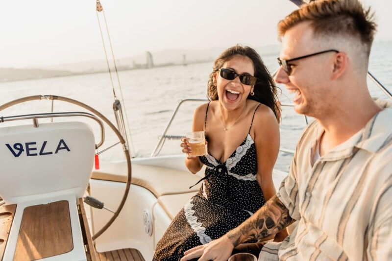 barcelona-sailing-tour-with-drinks-and-swim-stop