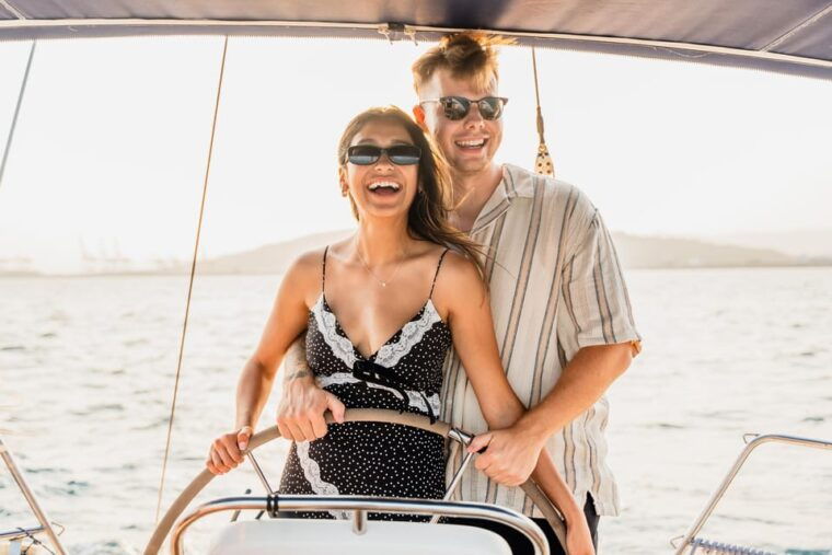 barcelona-sailing-tour-with-drinks-and-swim-stop