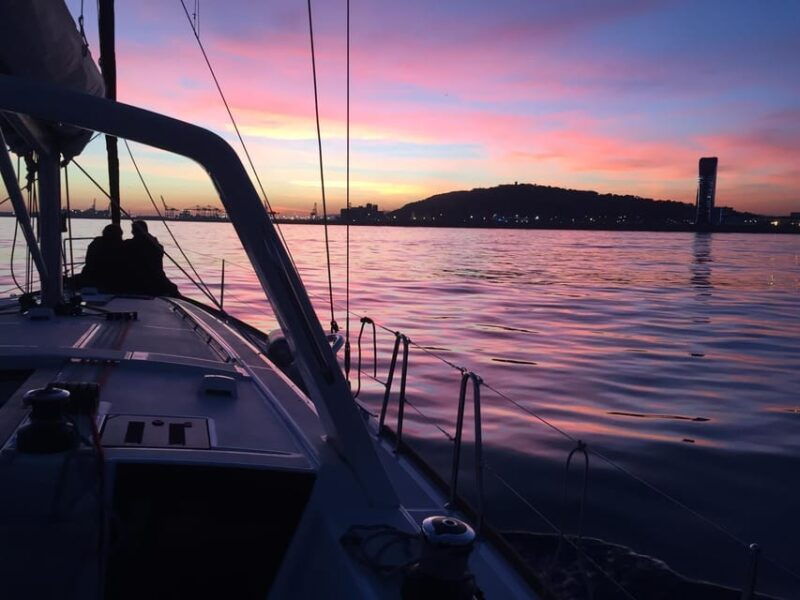 barcelona-sailing-tour-with-tapas-drinks-and-swim-stop