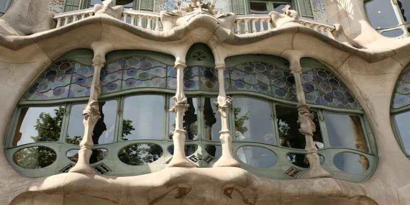 barcelona-sant-pau-and-casa-batllo-guided-tour
