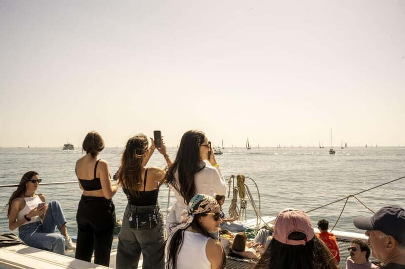 Barcelona: Shared cruise with chill music - What’s Included and What’s Not