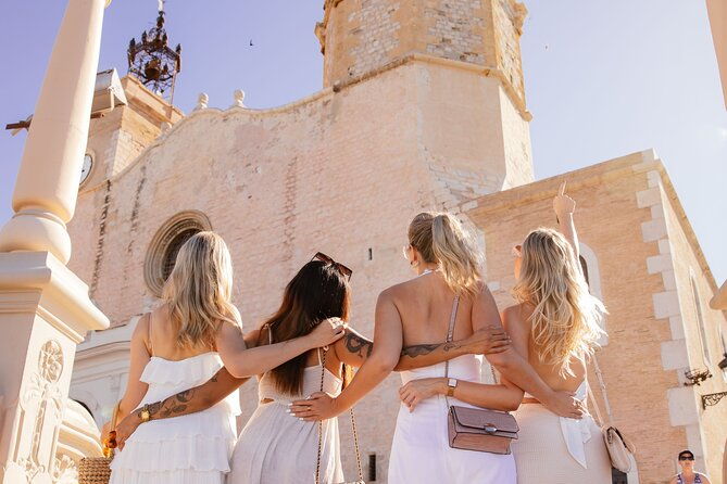 barcelona-sitges-tour-and-penedes-wine-tasting-with-tapas