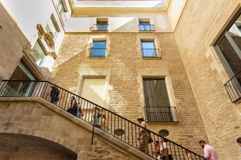 barcelona-skip-the-line-guided-tour-of-picasso-museum