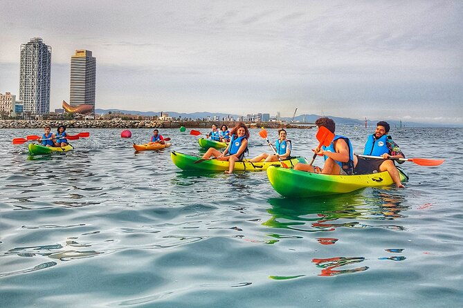 barcelona-skyline-kayaking-coupled-with-delicious-tapas