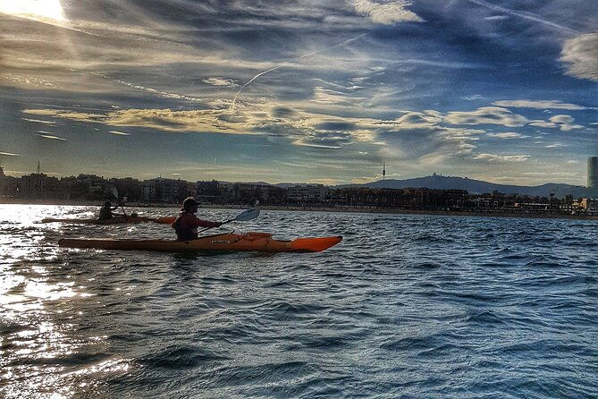 barcelona-skyline-kayaking-coupled-with-delicious-tapas