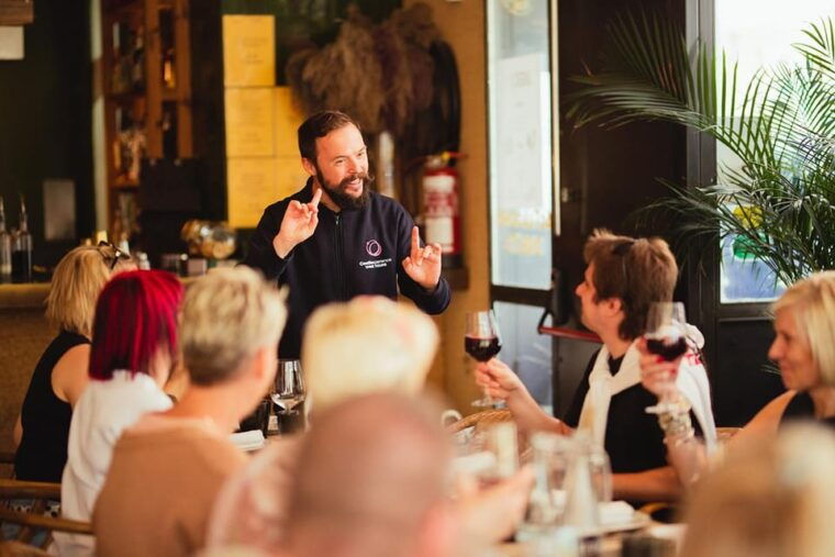 barcelona-small-group-gothic-tapas-churros-tour