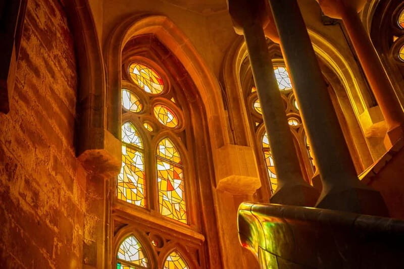 Barcelona: Small-Group Sagrada Familia Fully Guided Tour - FAQ