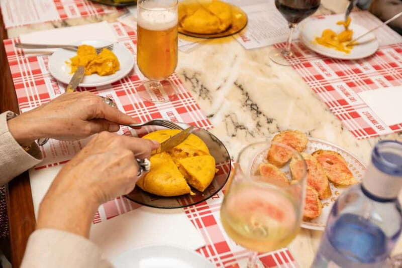 Barcelona Small Group Tapas Tour with 6 Tastings & 3 Drinks - Who Is This Tour Best For?