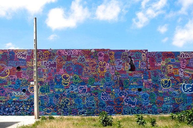 barcelona-street-art-and-graffitti-bicycle-tour