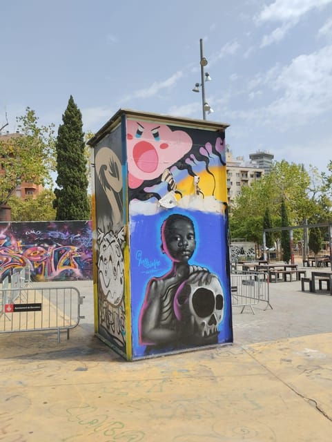 barcelona-street-art-bike-tour-moco-museum