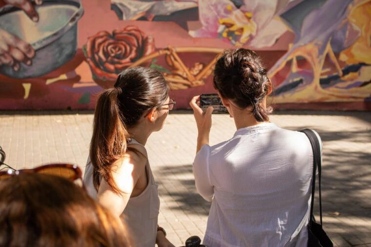barcelona-streetart-bike-tour-moco-museum