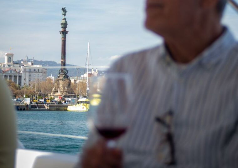barcelona-submarine-winery-wine-tasting-and-sailing-tour