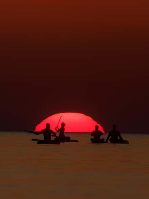 Barcelona: Sunrise Paddleboarding Tour w/Photos & Breakfast - Why This Tour Offers Great Value