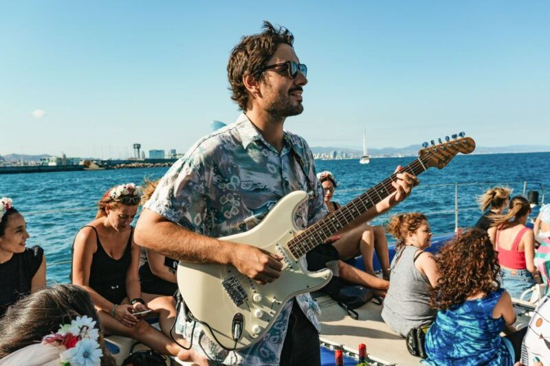 barcelona-sunset-catamaran-cruise-with-live-music