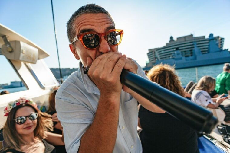 barcelona-sunset-catamaran-cruise-with-live-music