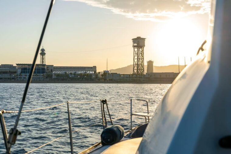 barcelona-sunset-catamaran-cruise-with-wine-and-tapas