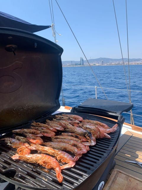 barcelona-sunset-midday-sailing-experience