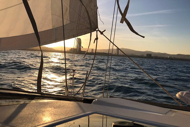 barcelona-sunset-private-sailing-with-light-snacks-and-open-bar
