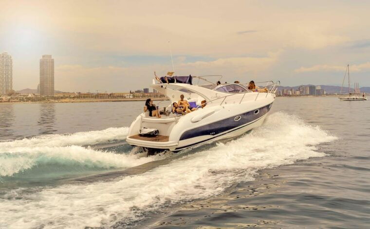 barcelona-sunset-sailing-in-yatch-with-wine-and-snacks