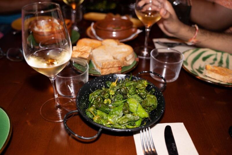 barcelona-tapas-and-drinks-tour-of-old-town