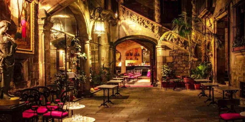 Barcelona: Tapas and Wine with Flamenco Show in the Old Town - Who Should Book This Tour?