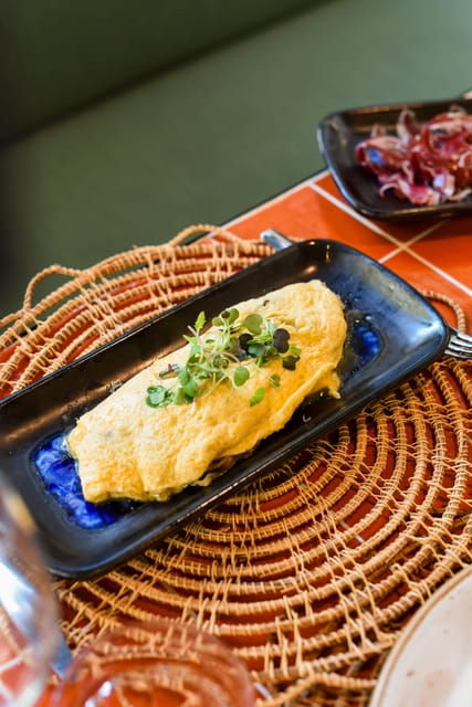 barcelona-tapas-tour-in-modernist-monuments-and-hidden-gems