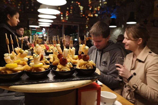 barcelona-tapas-wine-private-tour-in-traditional-taverns