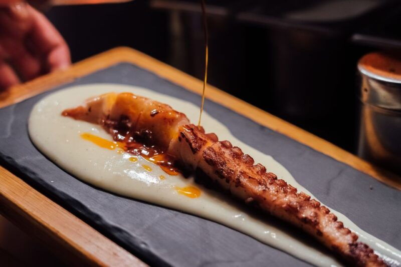 barcelona-tapas-wine-private-walking-tour-with-local-food