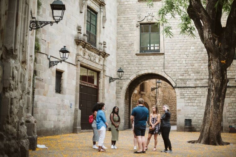 barcelona-tapas-wine-tasting-tour-of-the-gothic-quarter