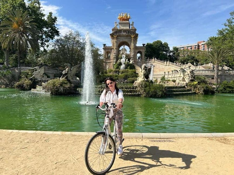 Barcelona: Top Sights by Bike Tour - Sagrada Familia and Casa Batlló