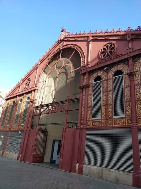 Barcelona Tours Co - Tapas Tour Barcelona - The Guides and Group Experience