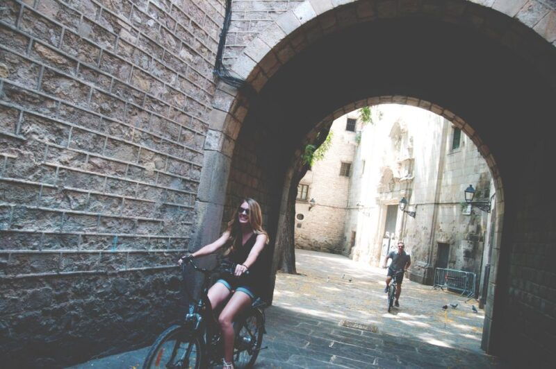 barcelona-undiscovered-secrets-of-picasso-on-e-bike