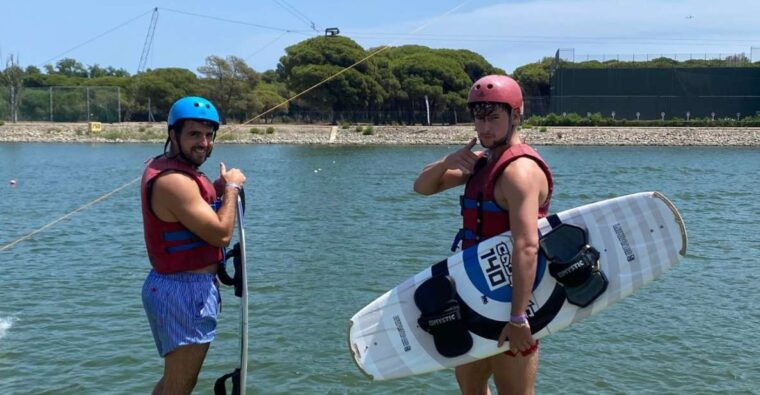 barcelona-wakepark-activity-with-minibus-transport